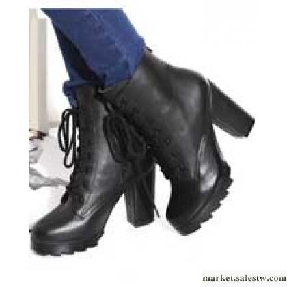 供應韓都衣舍秋季新品女鞋粗跟系帶百搭短靴SH2115工廠,批發,進口,代購