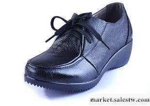 供應亞洲中老年女鞋單鞋媽媽鞋底舒適牛筋底坡跟中跟軟底鞋子工廠,批發,進口,代購