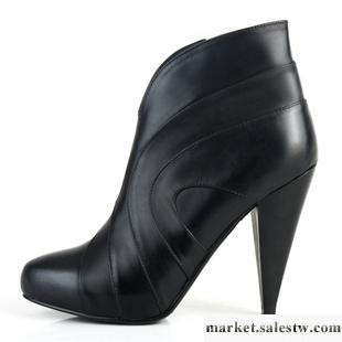 供應 秋冬女鞋歐美防水臺裸靴真皮粗跟鞋柜高跟短女靴子工廠,批發,進口,代購