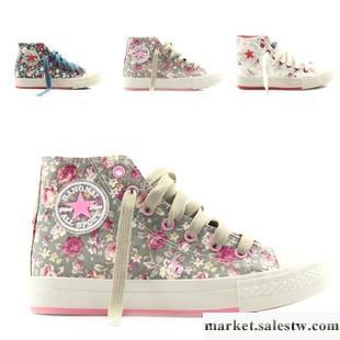 供應單鞋戶外鞋熱門高幫女鞋碎花平底鞋布鞋帆布鞋工廠,批發,進口,代購