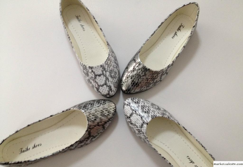 2012春夏季新款休閑女鞋 蛇紋色按摩軟底耐磨淑女鞋A-48工廠,批發,進口,代購