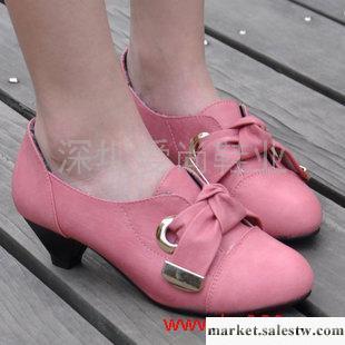 供應單鞋 2011年秋冬款新款英倫風蝴蝶結金屬圓頭中跟坡跟單鞋女鞋 工作鞋工廠,批發,進口,代購