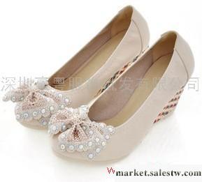 供應單鞋時尚女鞋 2011秋款女鞋休閑坡跟水鉆飾時尚公主鞋四季單鞋工廠,批發,進口,代購