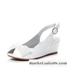 供應Daphne/達芙妮可愛魚嘴蝴蝶結坡跟涼鞋 女鞋 1130756工廠,批發,進口,代購