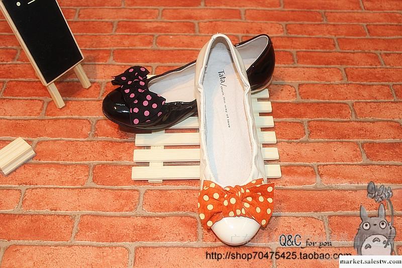 2012秋冬新款他ta女單鞋平底時尚圓點蝴蝶結牛皮漆皮女鞋ta2QC03D工廠,批發,進口,代購