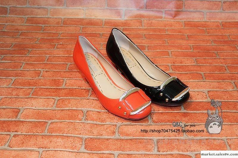 2012秋季新款 真皮時尚簡約舒適蝴蝶結水鉆粗跟淺口單鞋女鞋136-1工廠,批發,進口,代購