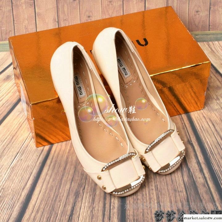 miumiu正品2012新款秋款水鉆中跟粗跟淺口單鞋女鞋136-1工廠,批發,進口,代購