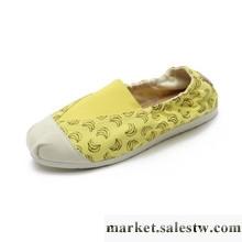 供應快樂瑪麗 2012春夏新款 水果圖帆布鞋女鞋71001W工廠,批發,進口,代購