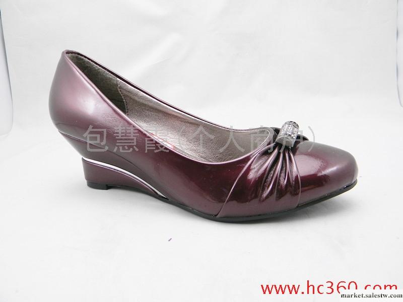 供應時裝女鞋 / 中跟鞋/ 外貿工廠,批發,進口,代購