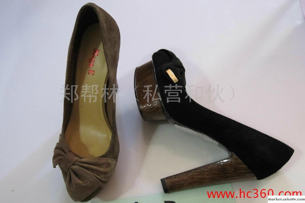 供應2012時尚新款，真皮，防水跟磨面蝴蝶結單鞋女鞋ZN000154工廠,批發,進口,代購