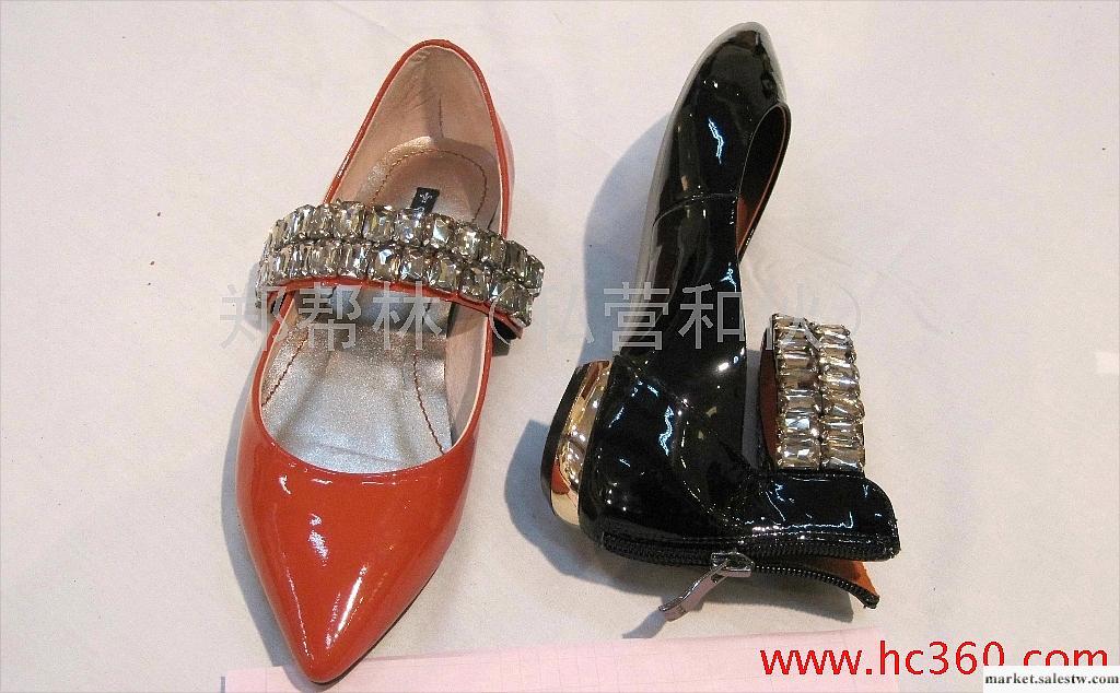 供應2012日韓時尚新款，真皮，電鍍平跟牛漆皮單鞋女鞋ZN000074工廠,批發,進口,代購