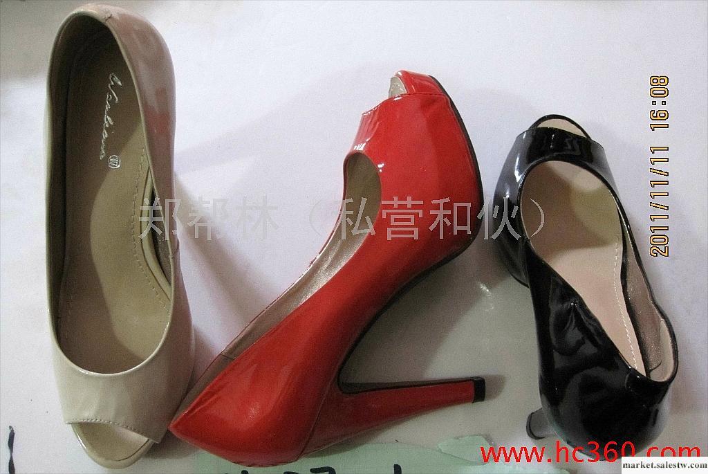 供應2012新款，真皮，魚嘴，噴漆高跟，牛漆皮單鞋女鞋ZN000157工廠,批發,進口,代購
