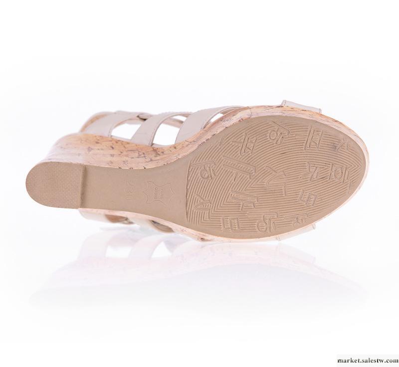 女鞋 批發2012新款BS169真皮涼鞋高跟鞋防水臺時尚木紋跟靚麗百搭工廠,批發,進口,代購