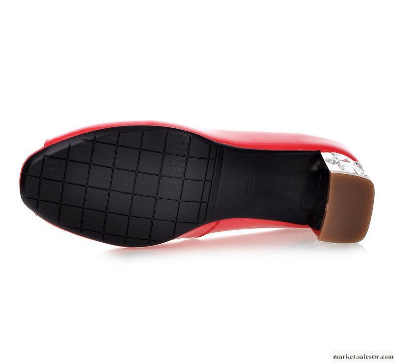 女鞋 批發2012新款LH-5 真皮魚嘴單鞋 舒適中跟 閃亮水鉆韓版百搭工廠,批發,進口,代購