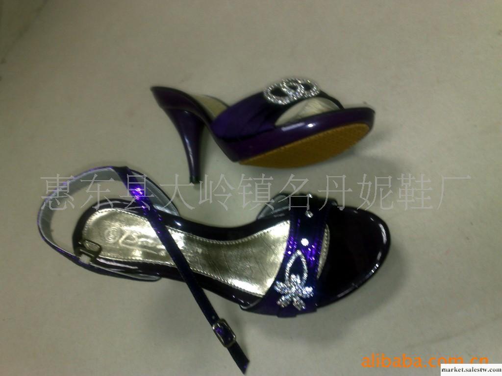 供應熱銷新款高跟女鞋、廠家直供時尚女鞋工廠,批發,進口,代購