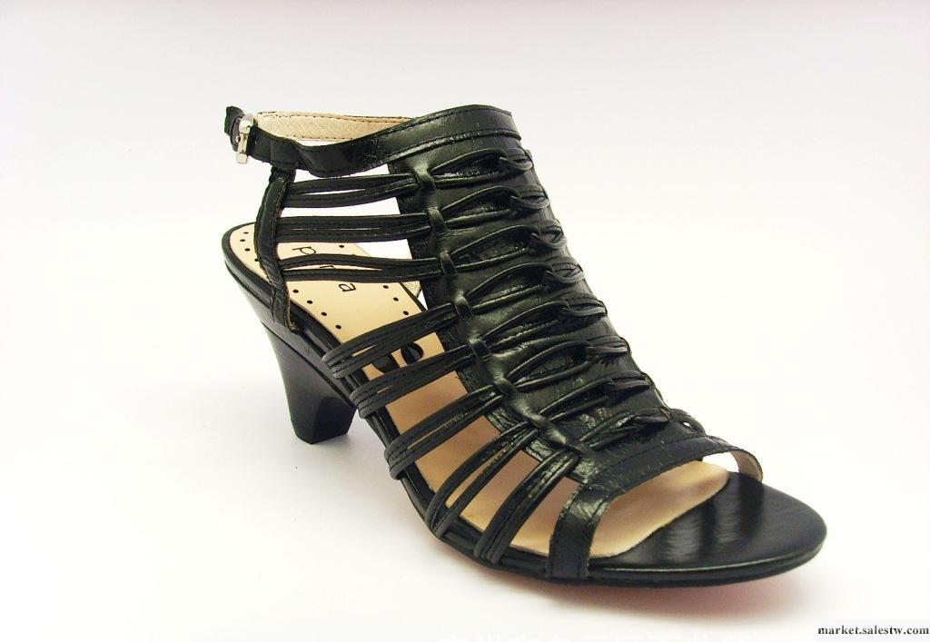 2012夏季新款女士涼鞋 高檔真皮低跟時尚女鞋批發・進口・工廠・代買・代購