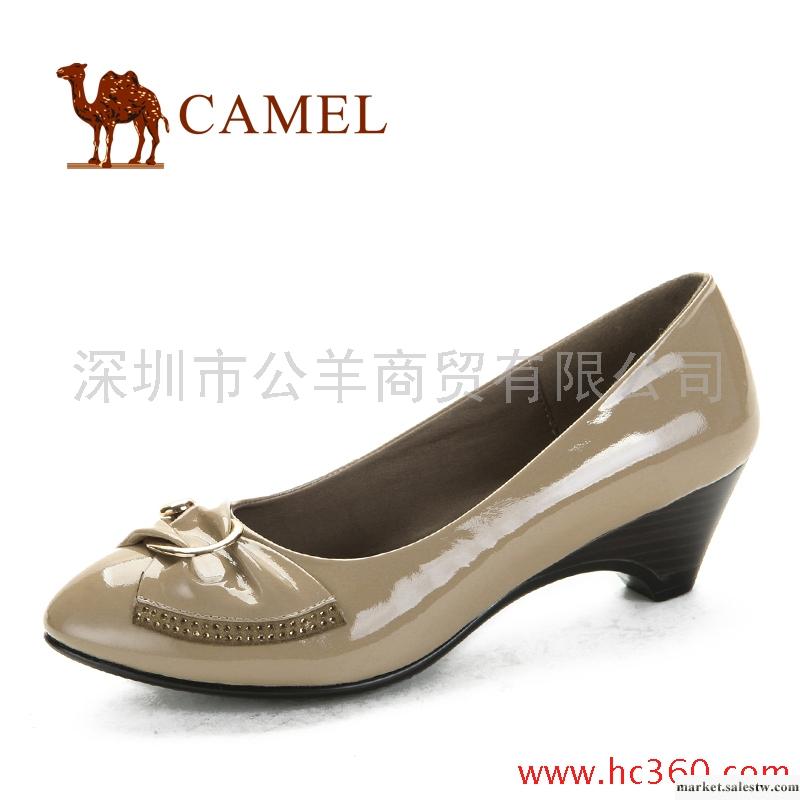 【天貓新風尚】camel 駱駝 女鞋 2012新品 時尚中跟 漆皮淺口女鞋工廠,批發,進口,代購