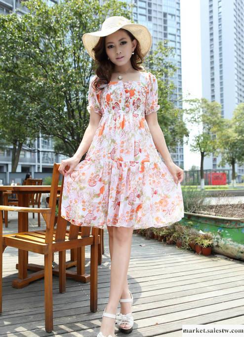 衣露薇正品2012韓版雪紡碎花夏季新款高腰方領中裙短袖連衣裙工廠,批發,進口,代購