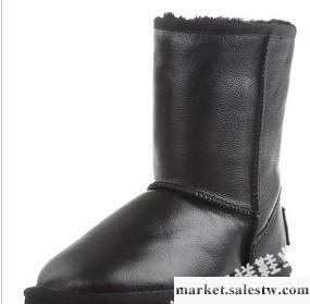 廠家批發 大量5825真皮防水牛皮雪地靴 黑色 男女鞋工廠,批發,進口,代購