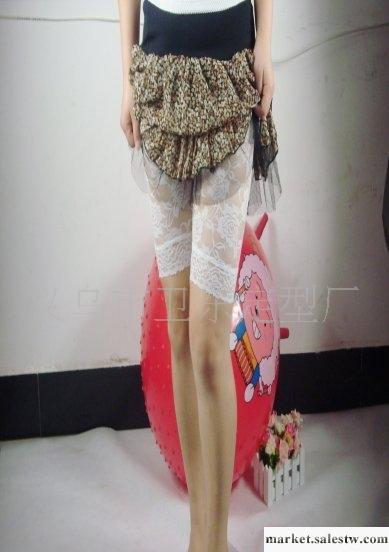 2010韓版 時尚款玫瑰花蕾絲五分褲工廠,批發,進口,代購