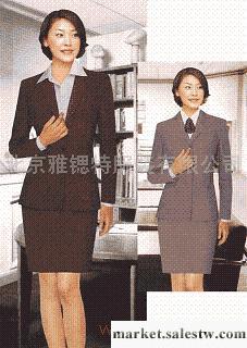 供應長沙QWWrWR的商業 ： 西服量身打造,職業西服,韓版工廠,批發,進口,代購