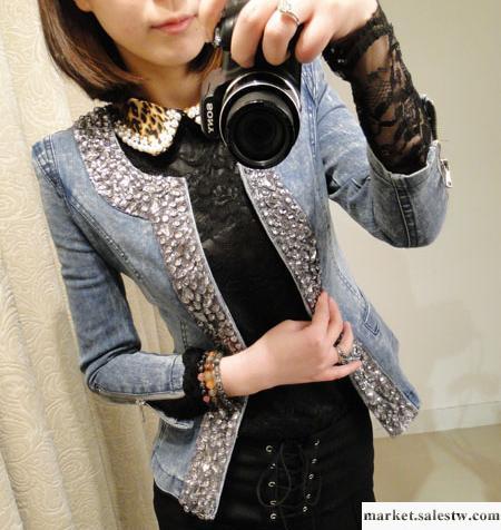 爆款2012秋裝 女式外套  新款韓版 水洗亮鉆修身 牛仔衣外套工廠,批發,進口,代購