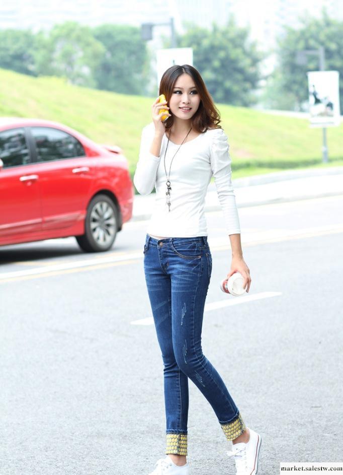 2012女式牛仔褲 韓版修身抓破牛仔褲女 彈力牛仔小腳褲9092工廠,批發,進口,代購