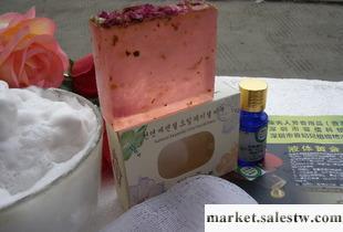 玫瑰嫩膚美容手工精油皂100克 玫瑰精油皂 進口精油皂 潔面皂批發・進口・工廠・代買・代購