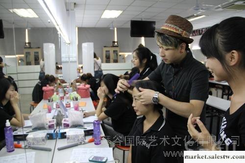 供應廈門化妝培訓首選新坡色谷，2013年最受歡迎的化妝培訓批發・進口・工廠・代買・代購