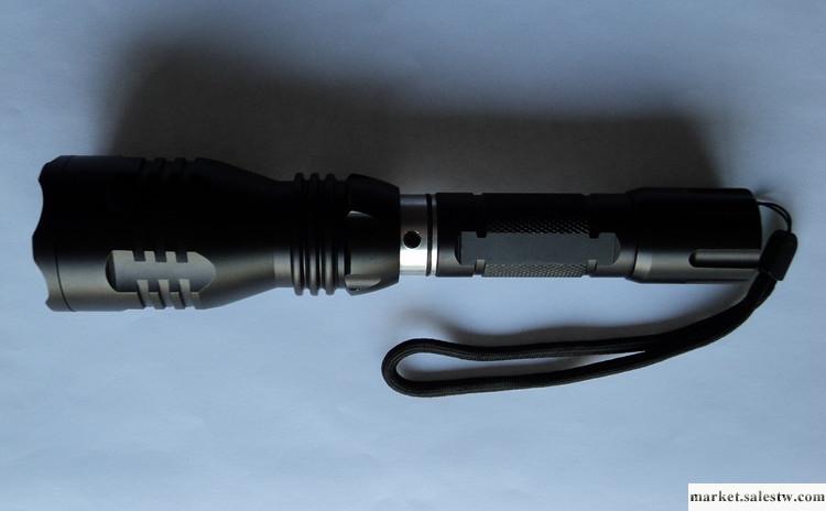 供應Y3強光手電筒18650直充款充電手電筒 Y3鋁光杯Q5強光LED手電筒工廠,批發,進口,代購