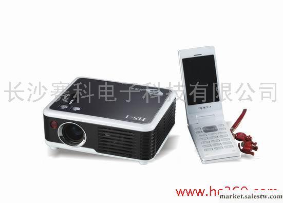 供應商務投影機，投影儀，3LED投影機，僅480g帶USB讀卡便攜商務貼身好伙伴工廠,批發,進口,代購