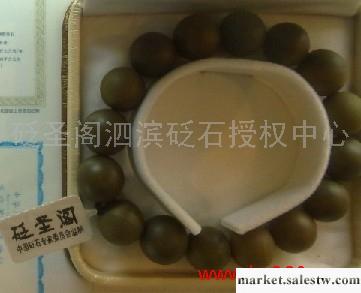 客戶口碑\r\n砭圣閣之所以在百姓口中評價如此之高，和其長期以來對砭石臨床效果的驗證不無關   系。大多買過砭圣閣砭石的朋友都知道，包括從很多醫院知名專家的介紹    中，都知道真正的砭石為玄黃，是有工廠,批發,進口,代購