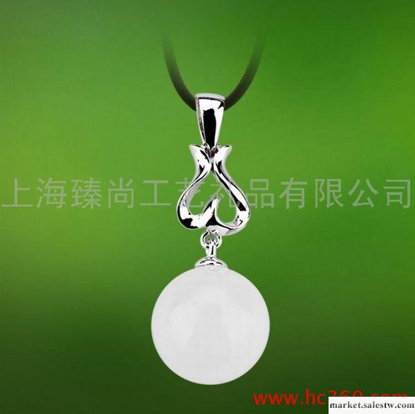 供應蘭花吊墜——白玉和田玉玉雕金鑲玉石玉器首飾工藝禮品廠家工廠,批發,進口,代購