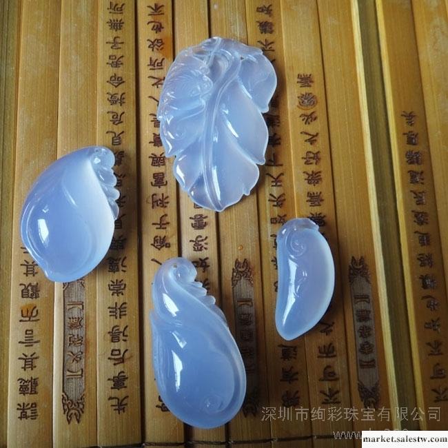 供應天津哪里有賣藍玉髓花件工廠,批發,進口,代購