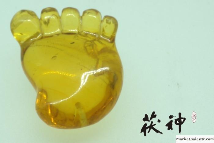 供應茯神GDJD12060425多米尼加琥珀雕件工廠,批發,進口,代購