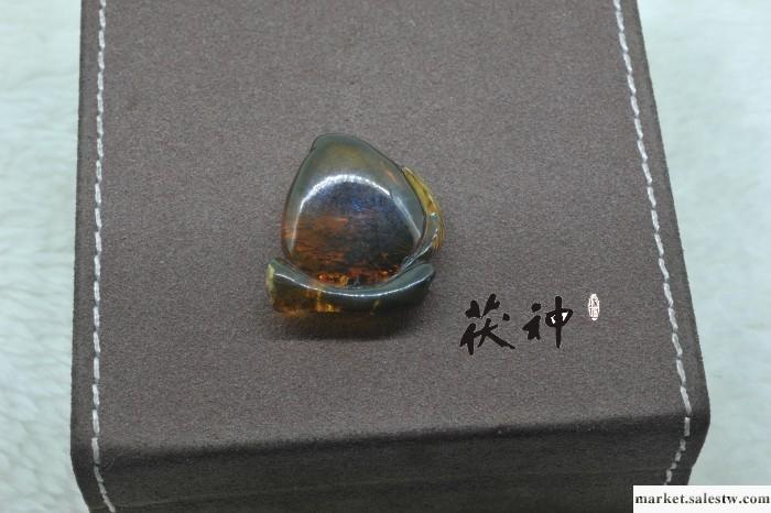 供應茯神 GDD12063014多米尼加琥珀雕件工廠,批發,進口,代購