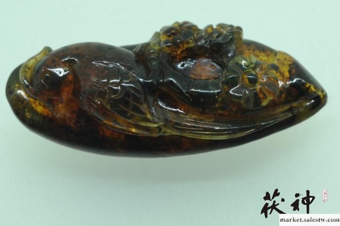 供應茯神 SFJD12060414撫順琥珀雕件喜鵲登梅工廠,批發,進口,代購