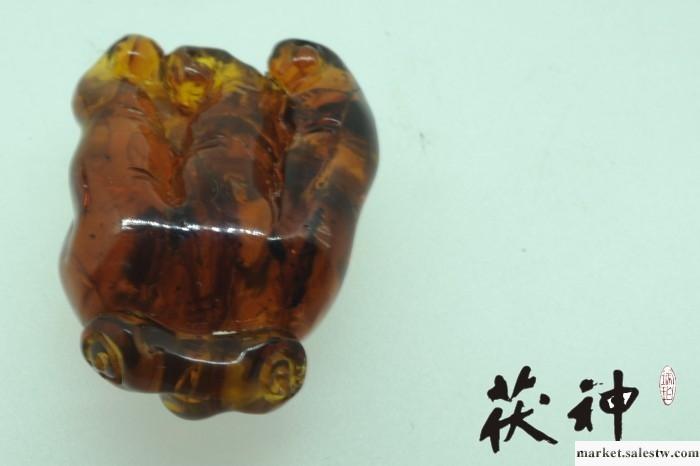 供應茯神撫順琥珀雕件佛手工廠,批發,進口,代購