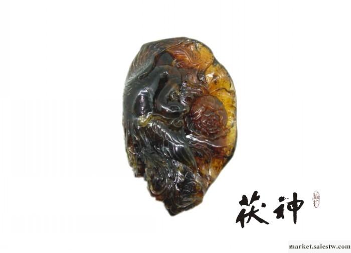 供應茯神JPDJ9001多米尼加琥珀鳳戲牡丹雕件工廠,批發,進口,代購