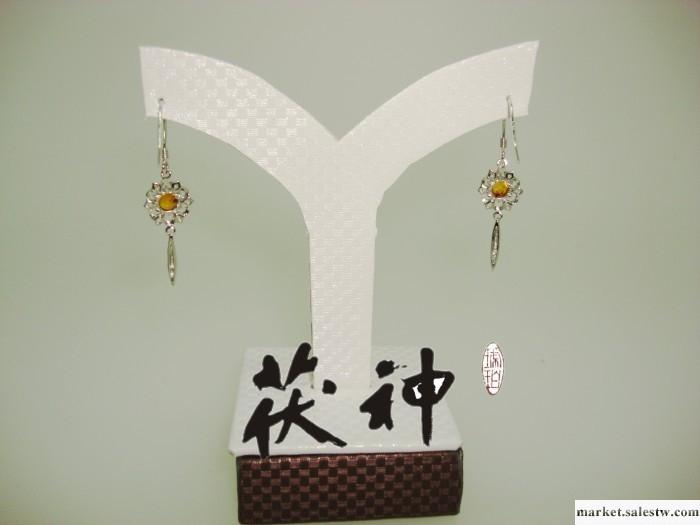 供應琥珀耳墜\撫順琥珀泉藝術品有限公司\18607777024工廠,批發,進口,代購