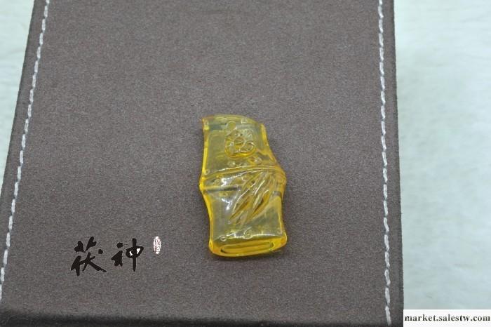 供應茯神 GDD12063016多米尼加琥珀雕件工廠,批發,進口,代購