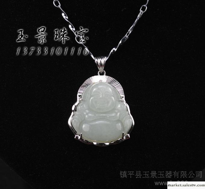 佩戴翡翠的好處之一：有益健康戴玉有益于健康，有其客觀依據。明代偉大的醫學家李珍在其傳世之作《本草綱目》中記載，玉石具有“除中熱、解煩悶、潤心肺、助聲喉、滋毛發、養五臟、疏血脈、明耳目&he工廠,批發,進口,代購