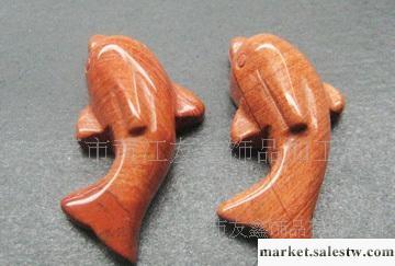 紅石海豚調刻件，海豚吊墜,紅石工藝品，紅石飾品工廠,批發,進口,代購