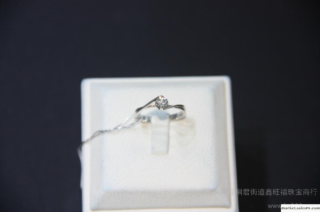 供應18k白金鉆戒結婚戒指 七夕情侶女戒 男戒女戒全城熱戀 黃金交易工廠,批發,進口,代購