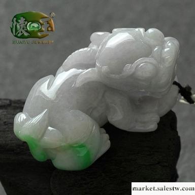供應懷玉白底青精雕貔貅吊墜n2117工廠,批發,進口,代購