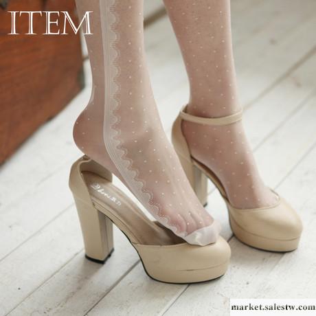 供應ITEM 2013春夏絲襪 日系洛莉白色絲襪側邊蕾絲點點T襠魚嘴連褲襪工廠,批發,進口,代購