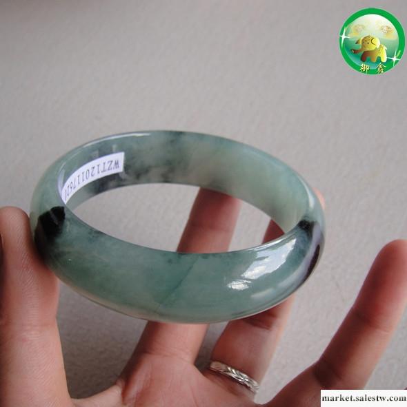 供應騰沖【御鑫】品牌天然翡翠飾品，5.8cm有紋飄黑花手鐲，女士禮品工廠,批發,進口,代購