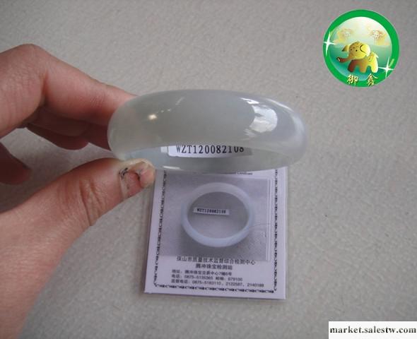 供應騰沖【御鑫】品牌，天然翡翠，5.2cm溫潤細膩玉鐲，手環，禮品工廠,批發,進口,代購